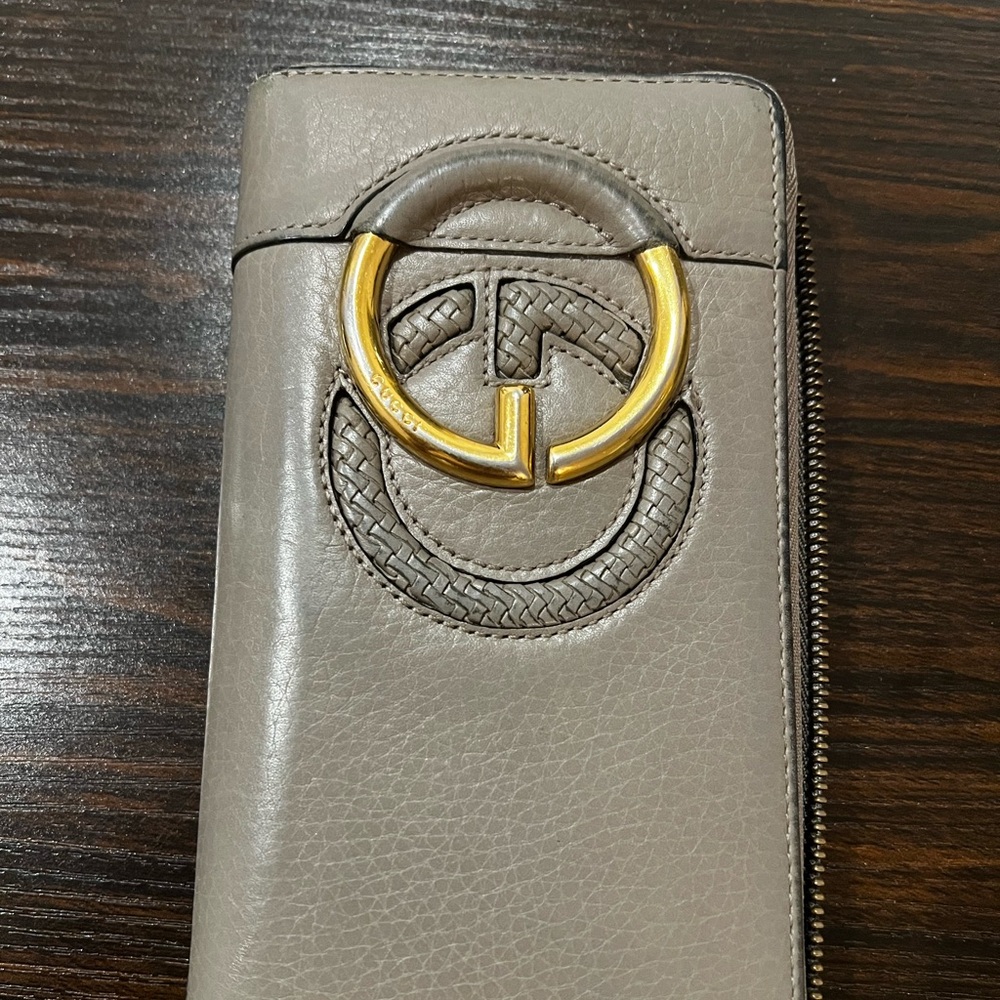 Gucci Interlocking GG Continental Zip Wallet
